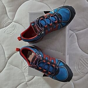 NWT Helly Hansen Tech Performance Athletic W Trackside 3 HT Sneakers Shoes Sz 7